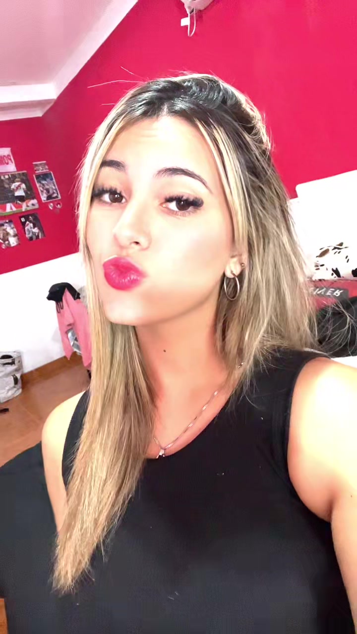 @naahi____