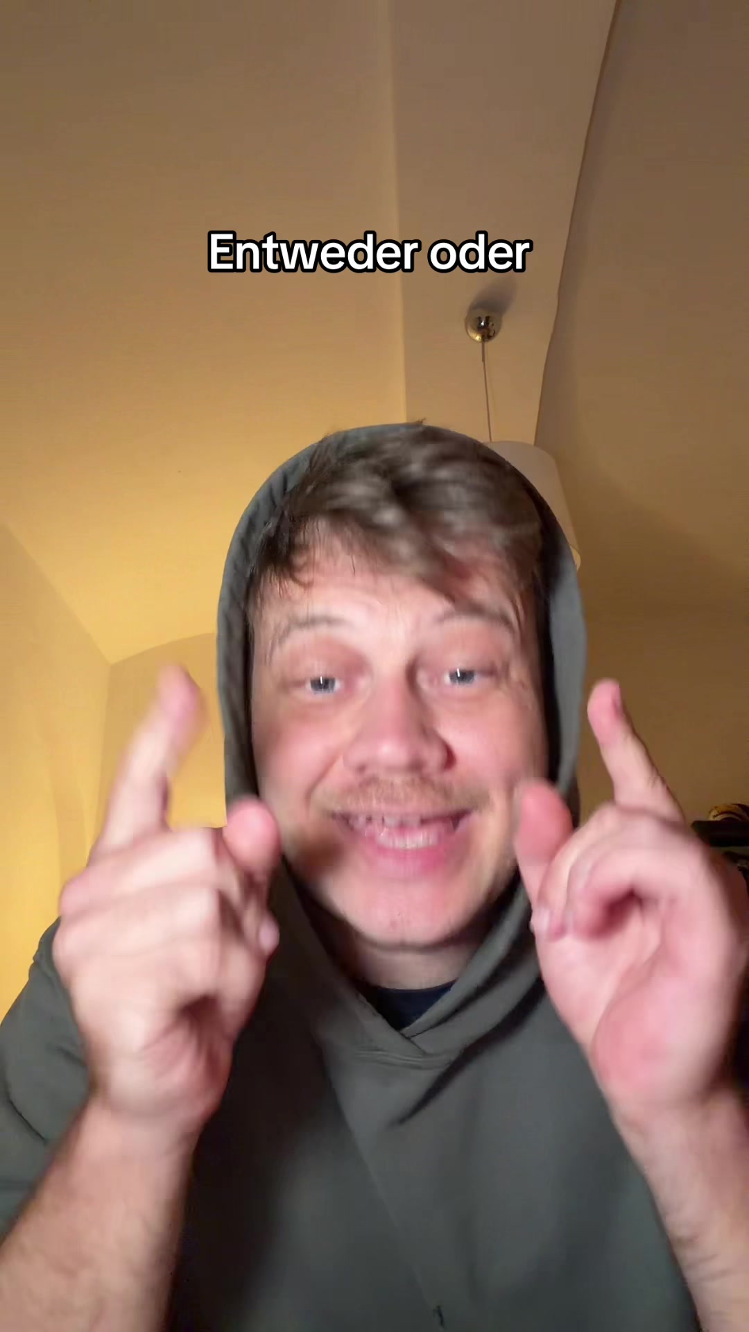 @ClowdyRowdy