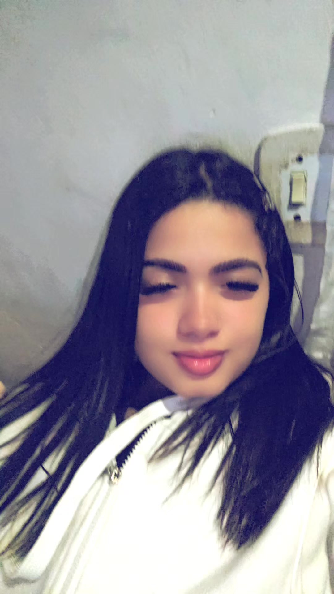 @IanaCarolina