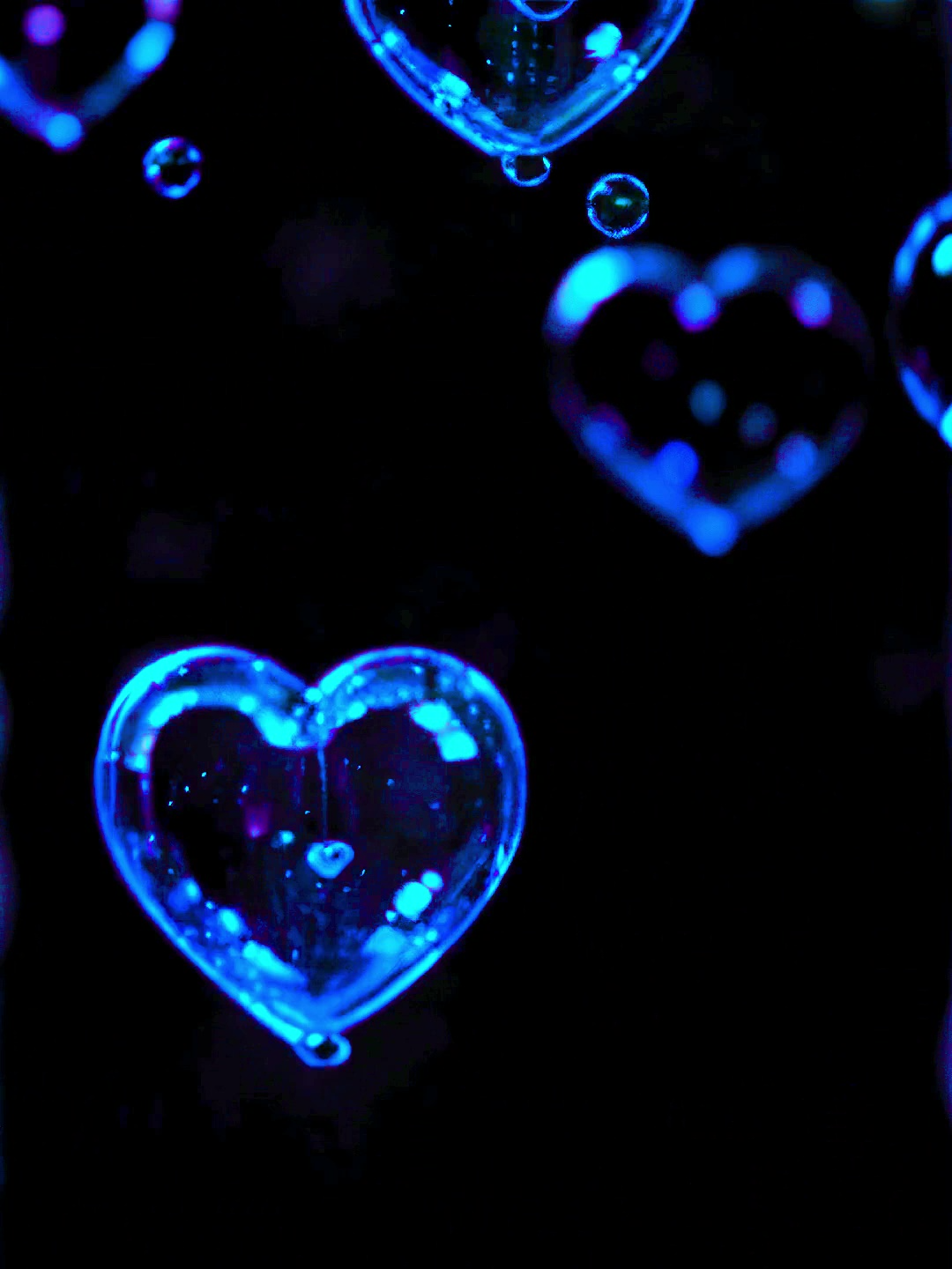 @Live Wallpapers iW