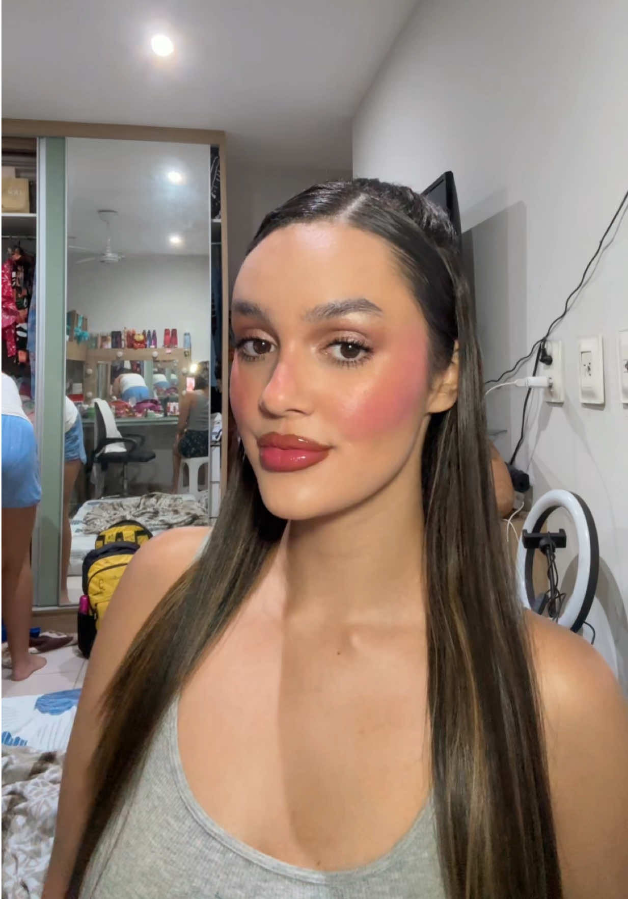 @isamarinho__