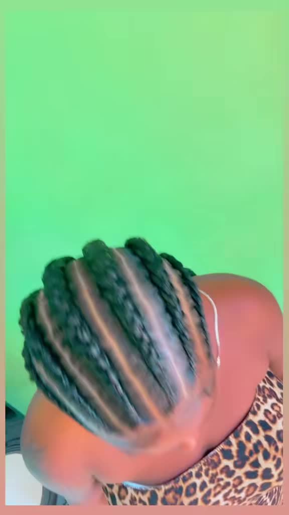 @Pamela🦋😇