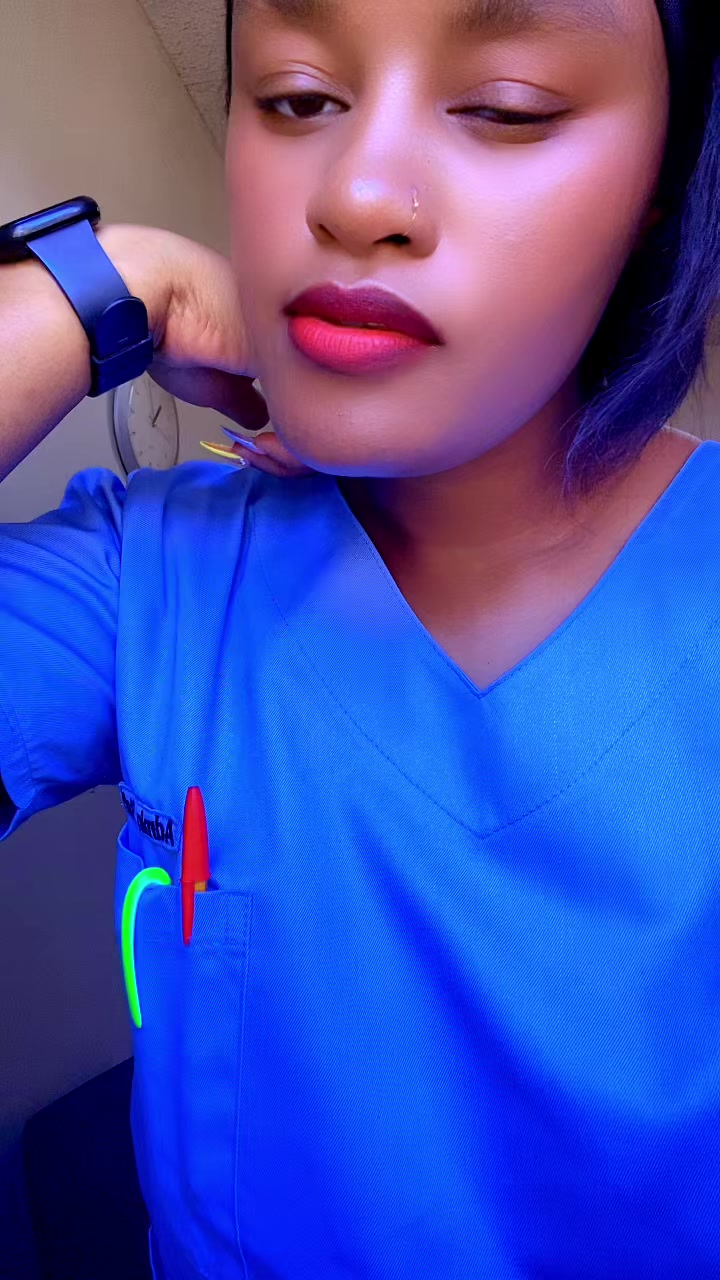 @Nelly_Maqungela⭐
