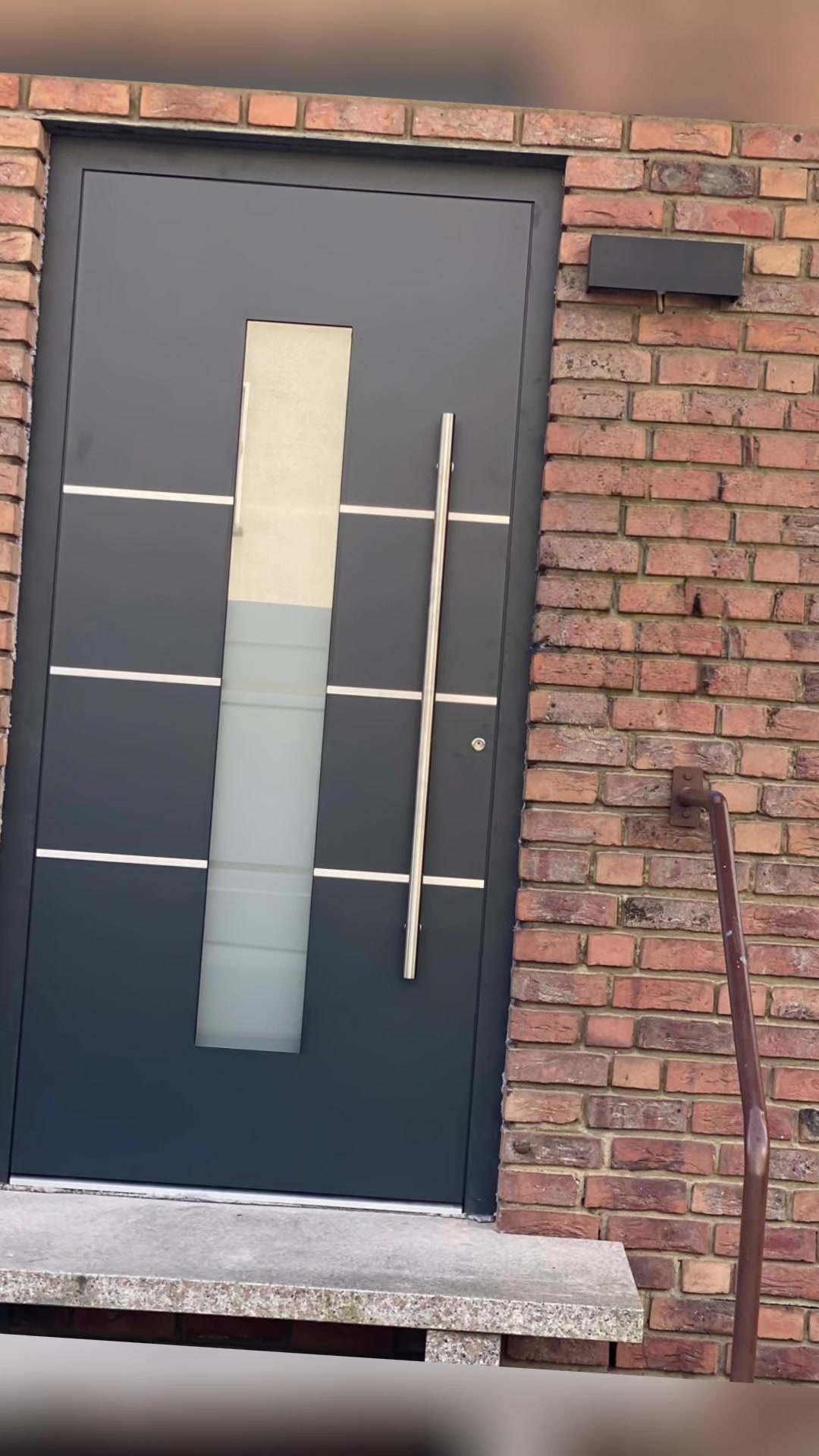 @Miki fensterhaustüren.de