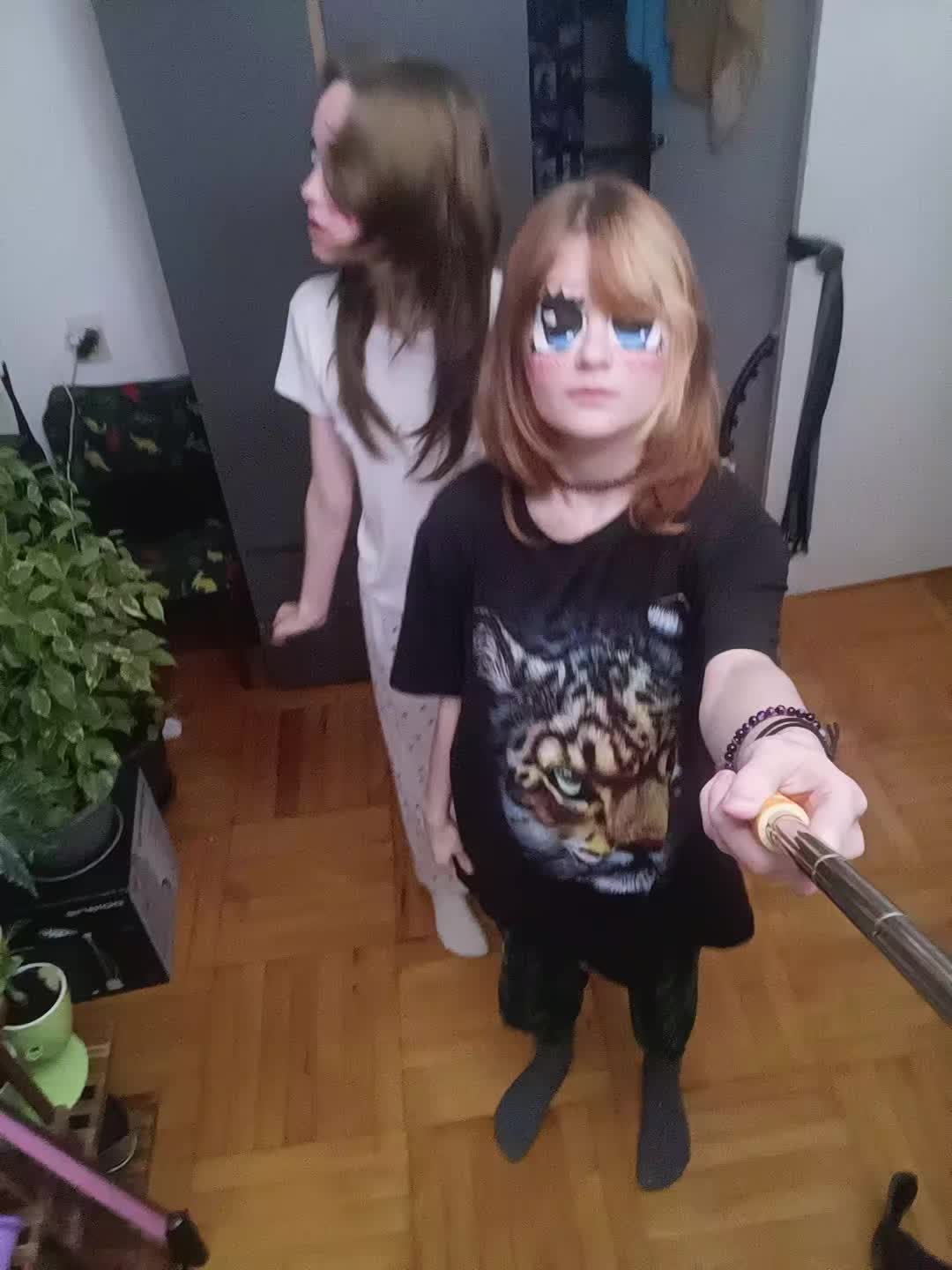 @Эрен😨ム@