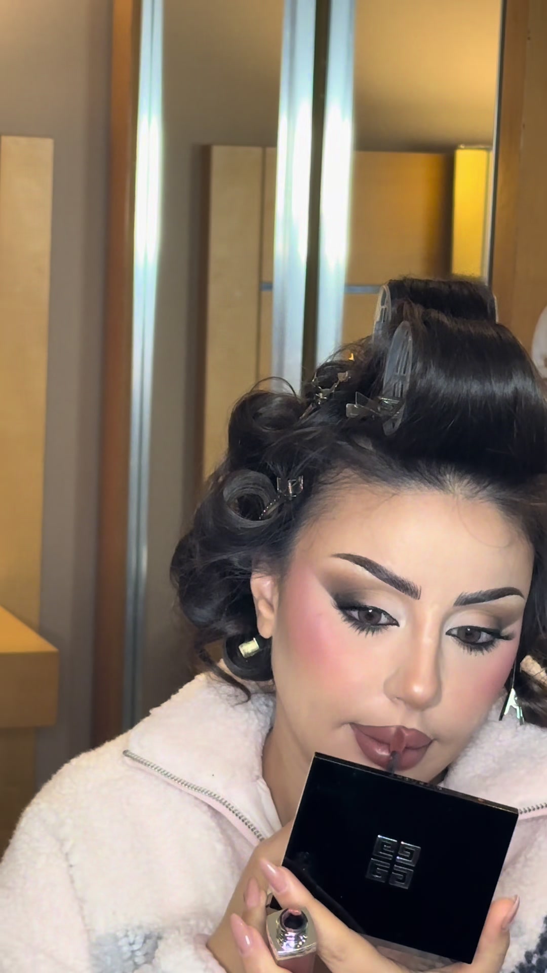 @Majda Makeup