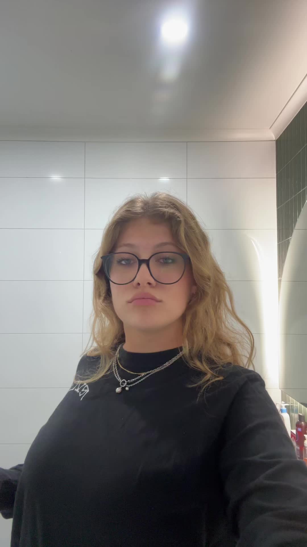 @Däna
