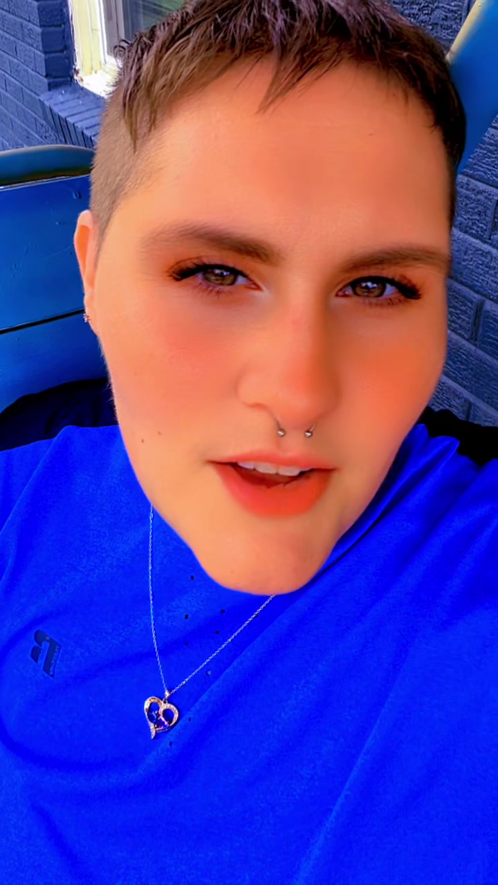 @👑queen👑_psycho_gremlin32