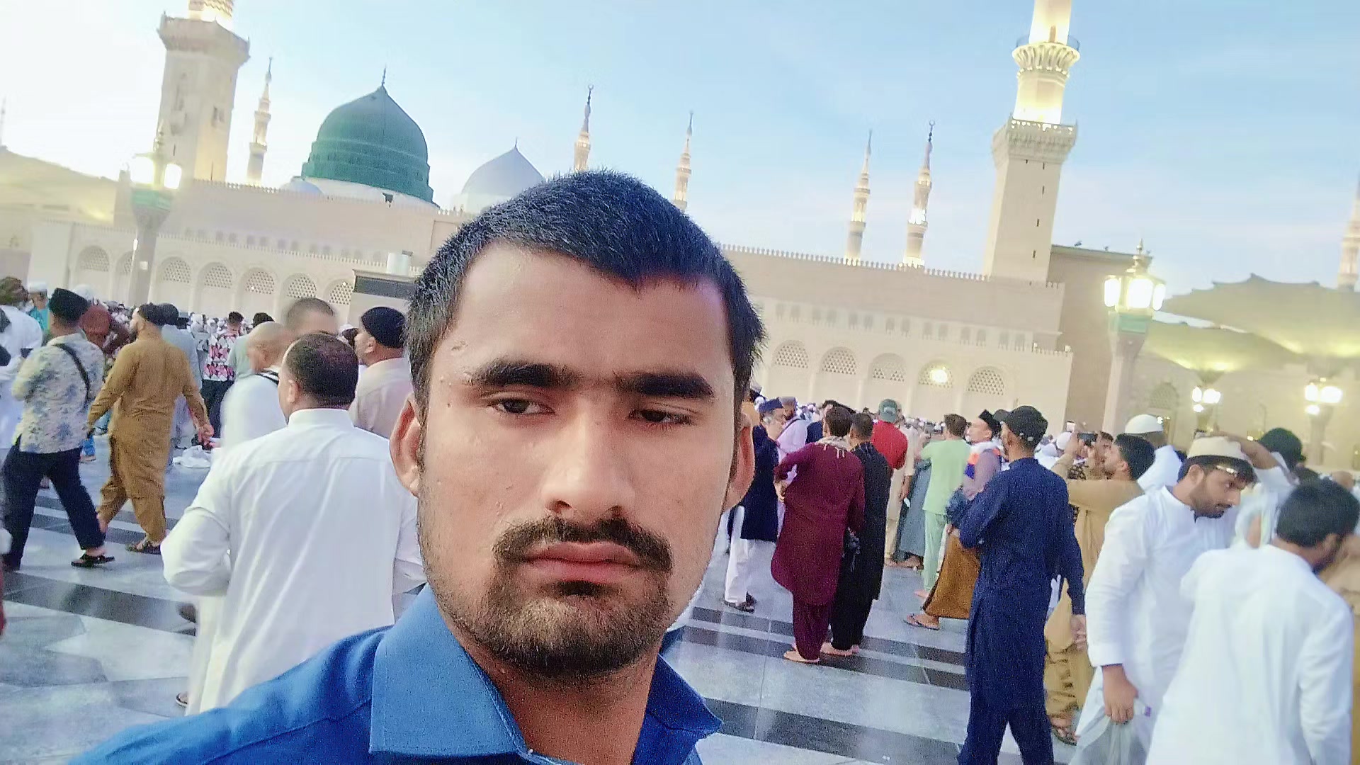@kin💪💪🇵🇰🇸🇦🇸🇦 گوندل