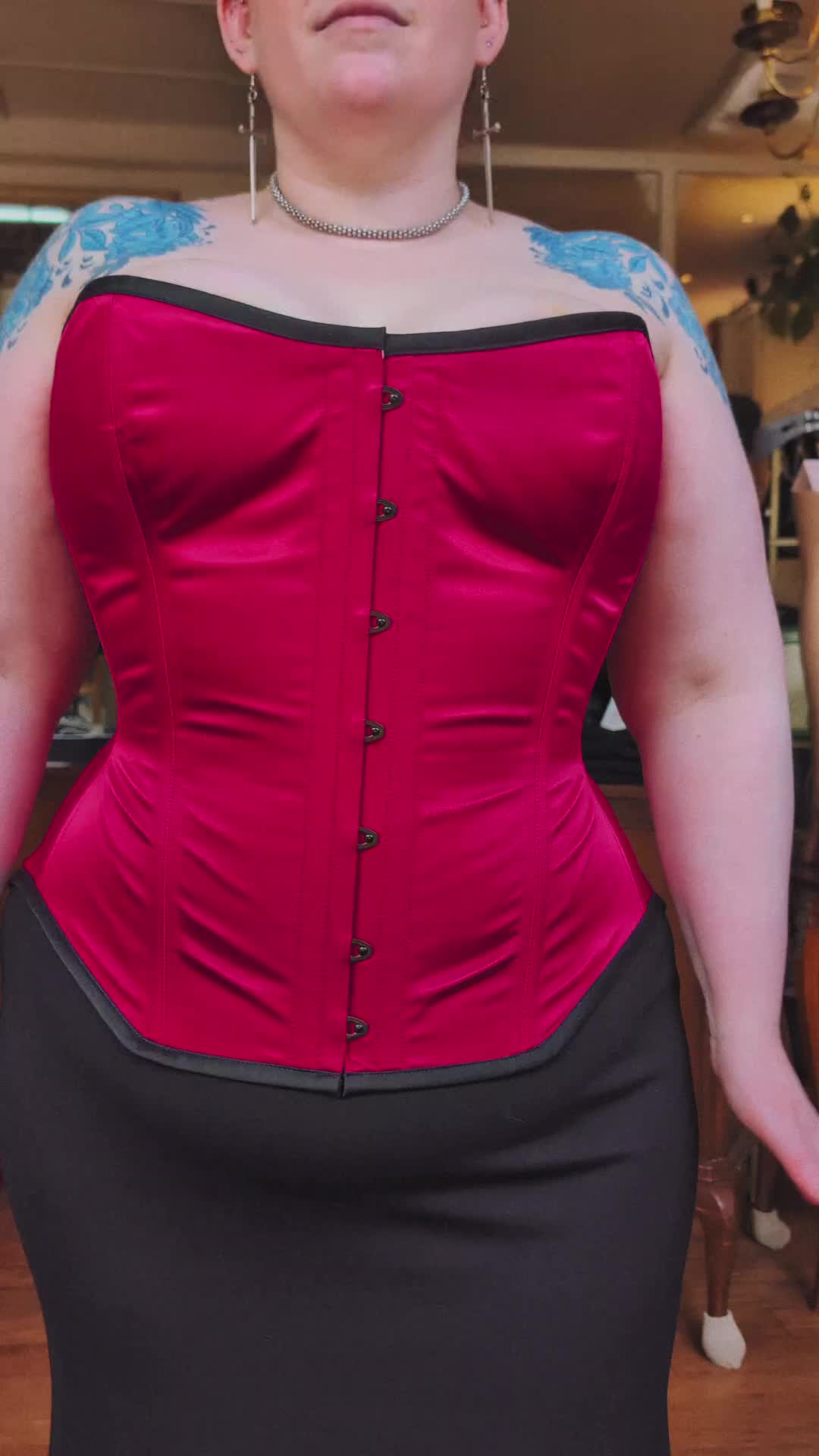 @Dark Garden Corsetry