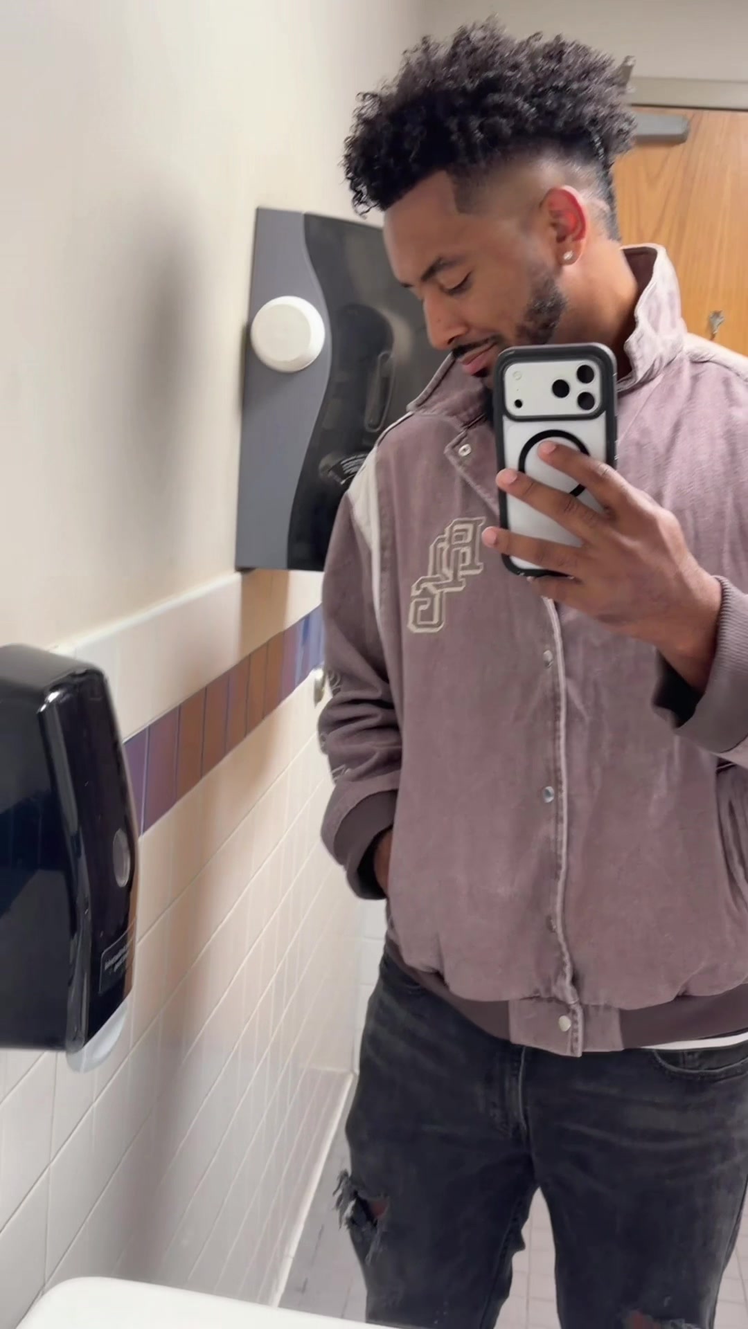 @WAVVYRICH⭐️