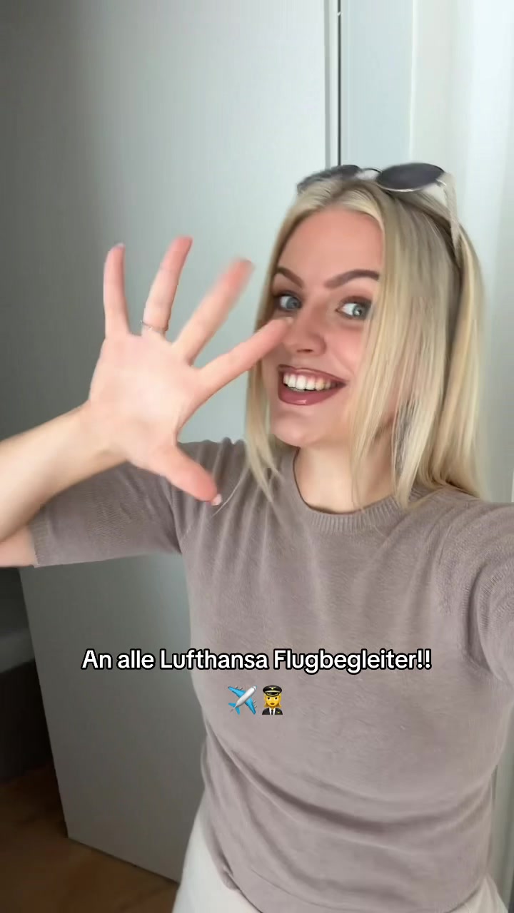 @arinamarie