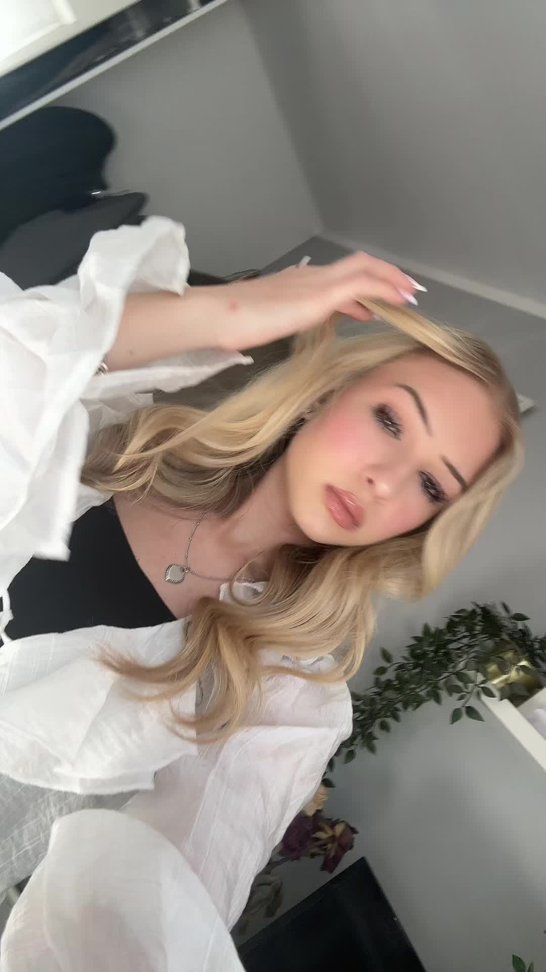 @julia