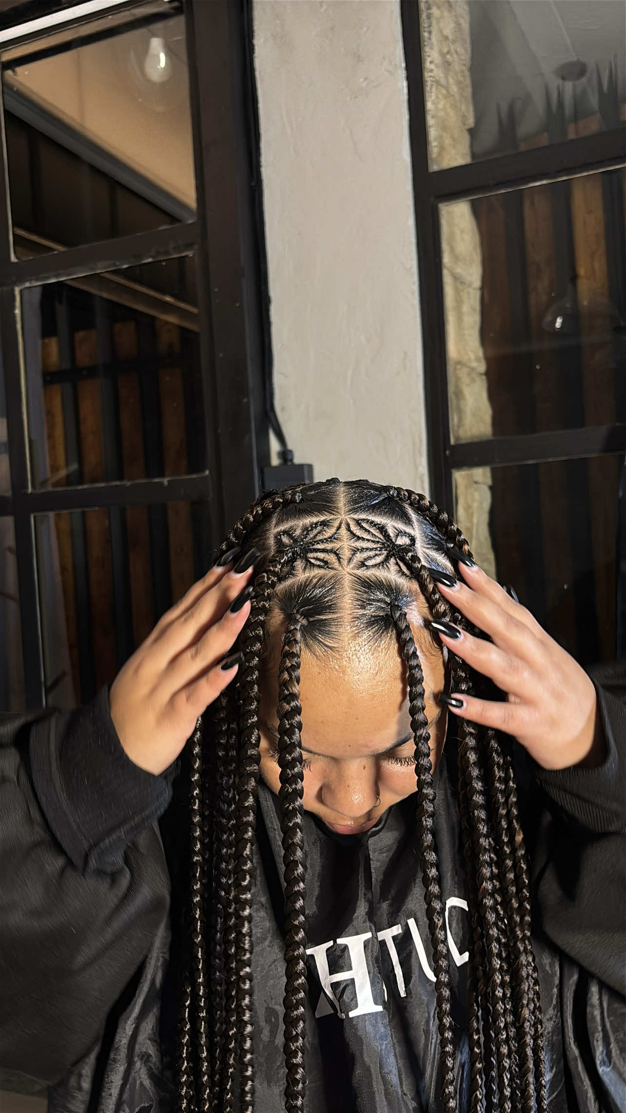 @Zee's_hair_studio