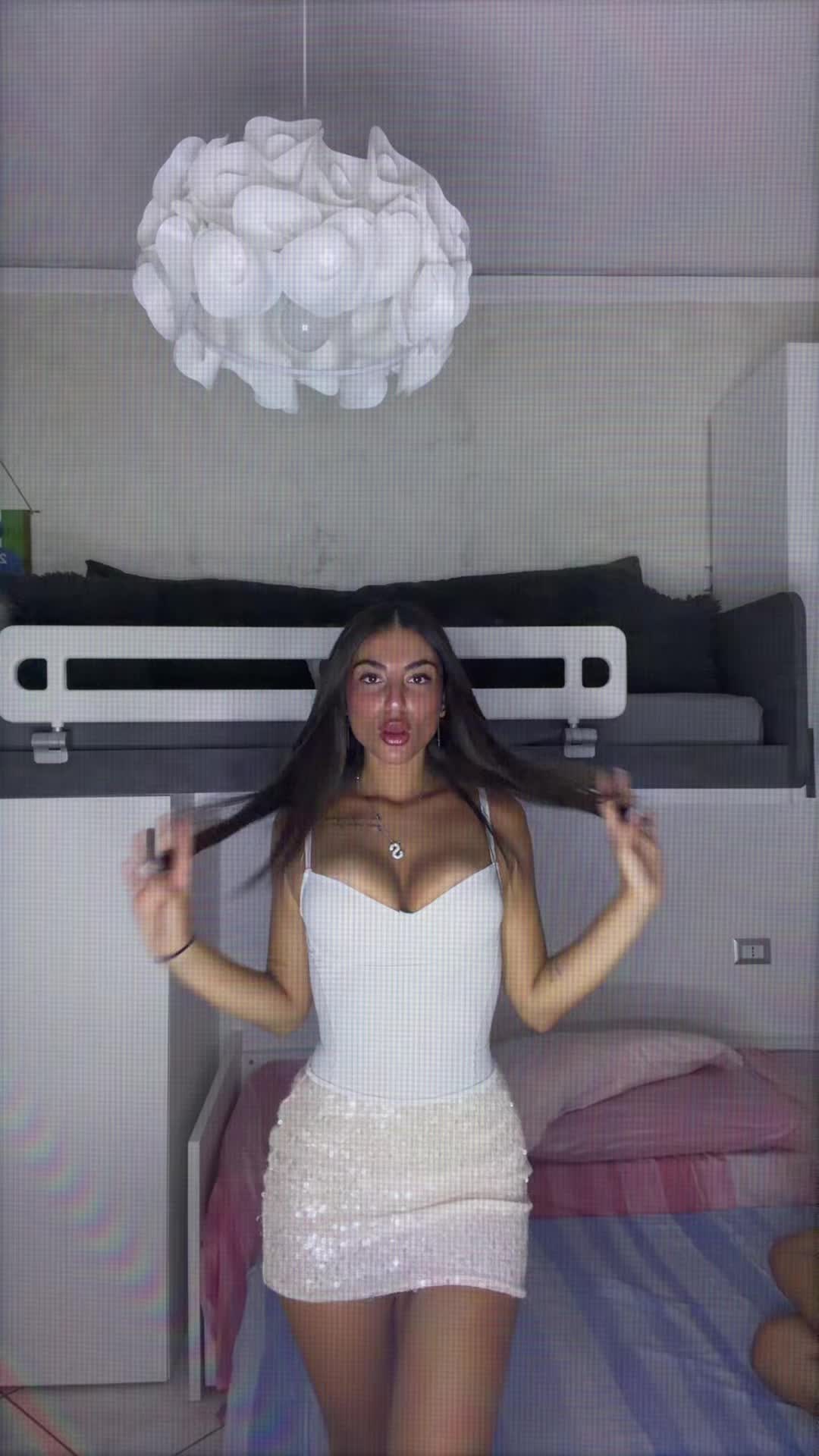 @__sarabevilacqua__