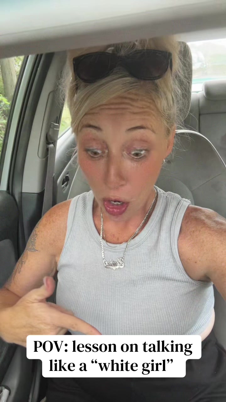 @julydaises