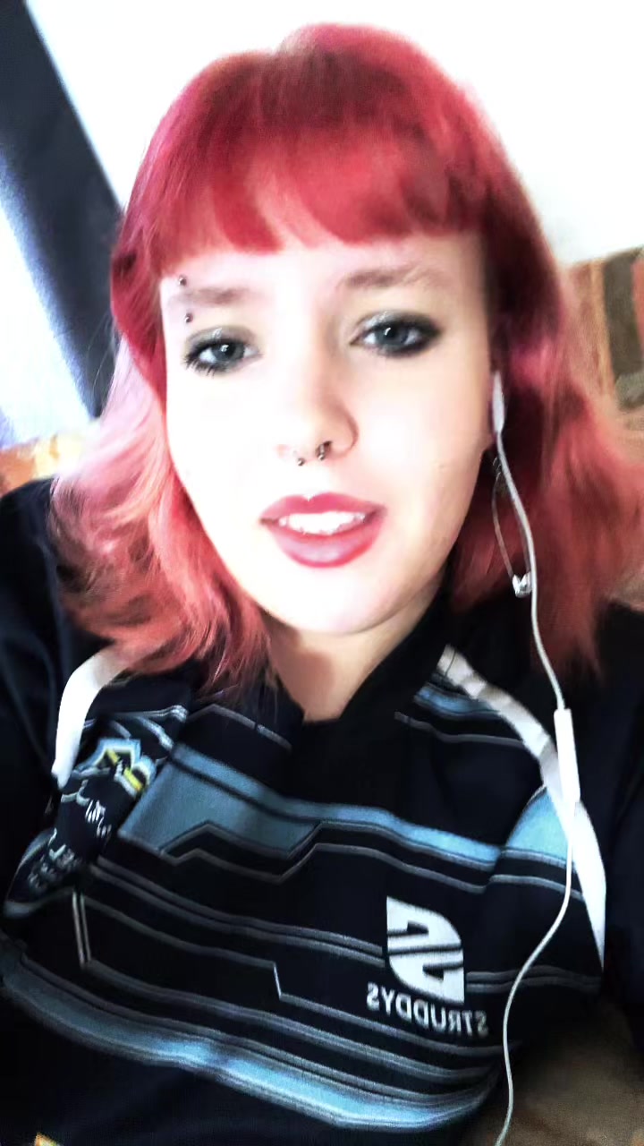 @Jenny 🦇🕷️