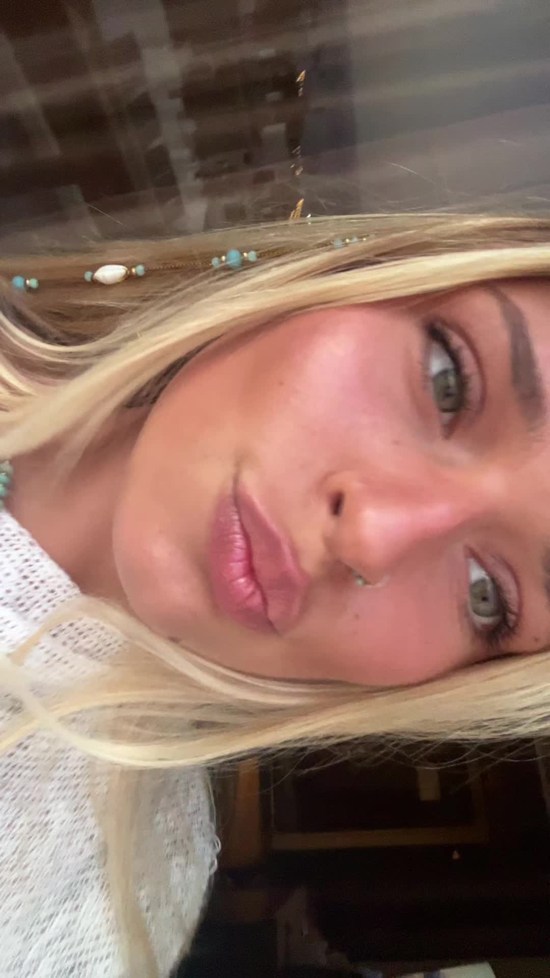 @Eliana