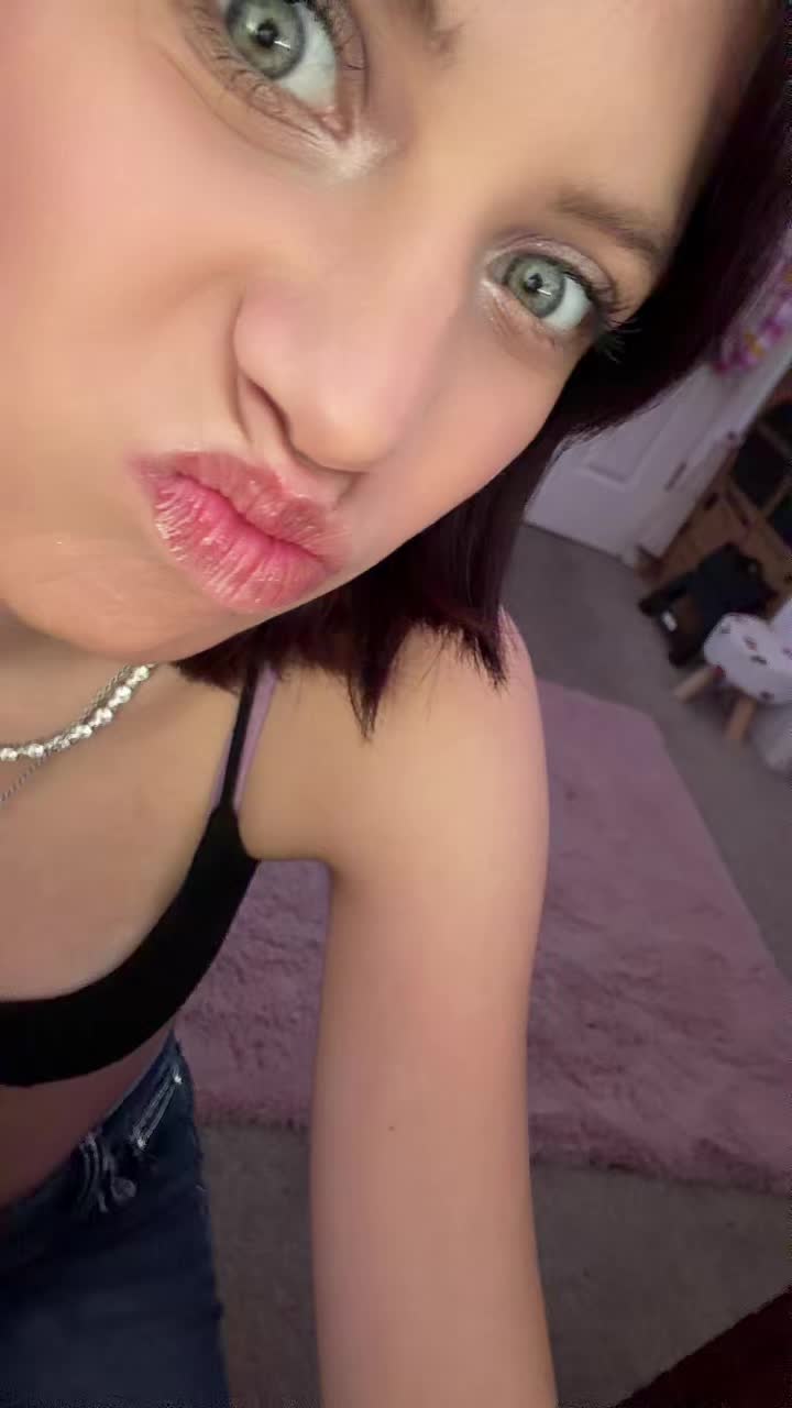 @ℋ𝒶𝓃𝓃𝒶𝒽🎀💋