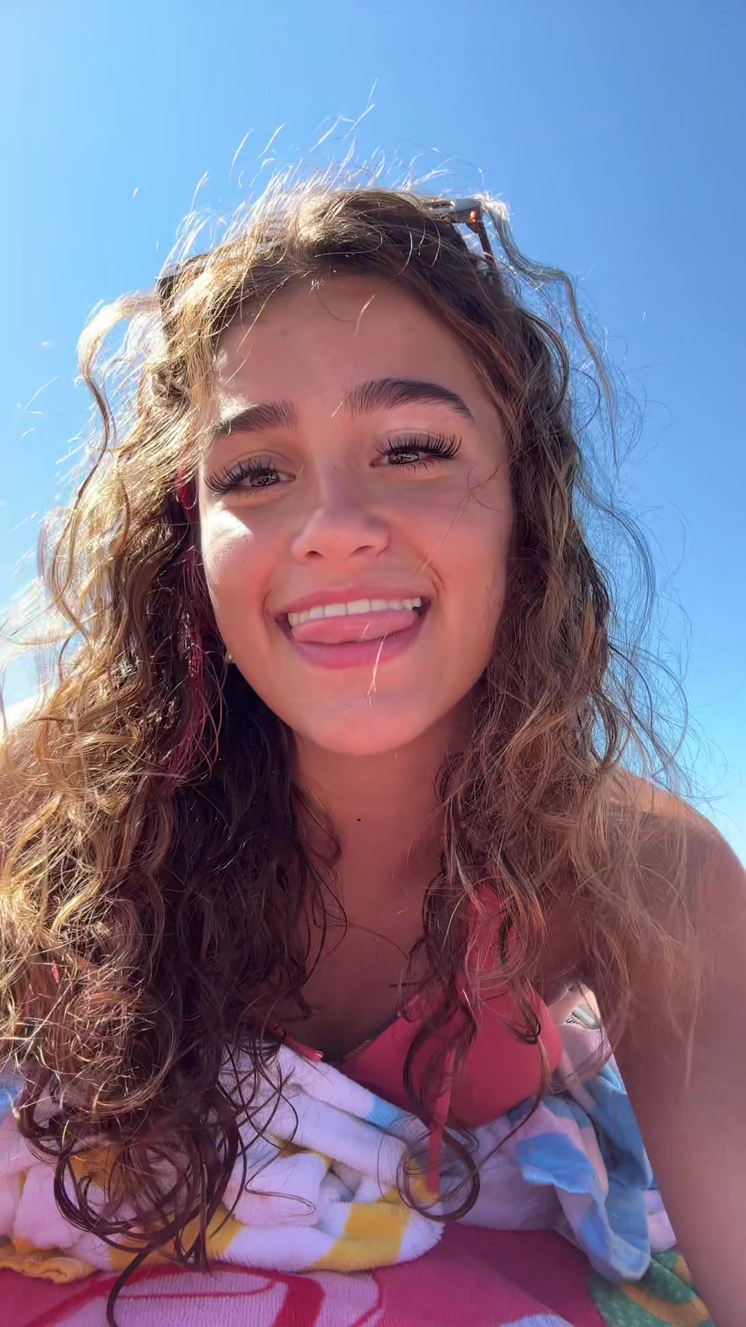 @Melana Rae