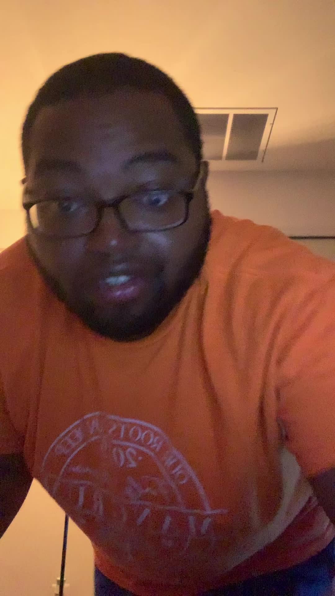 @Unfazedkingjoebluemusicdaddy✝️