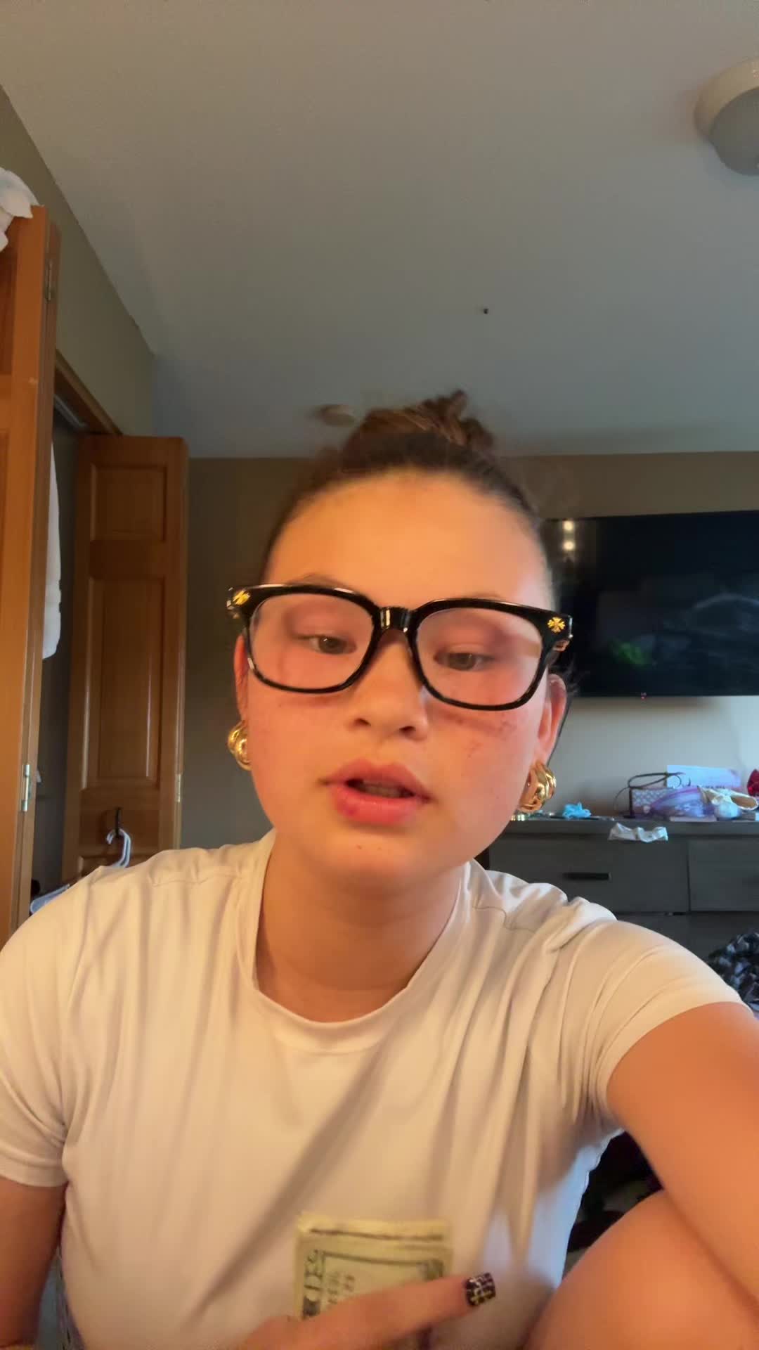 @idkimjustacurlyheadasian