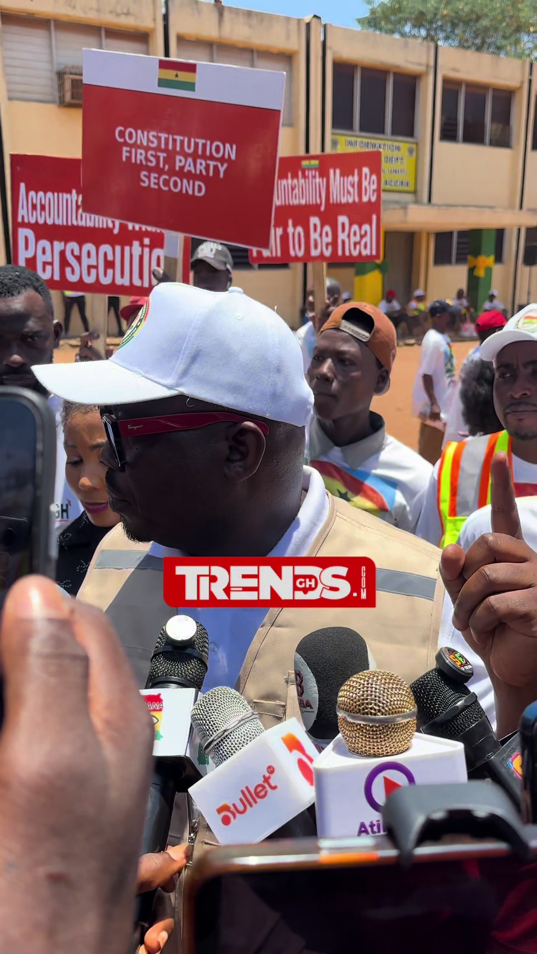 @TRENDS GH