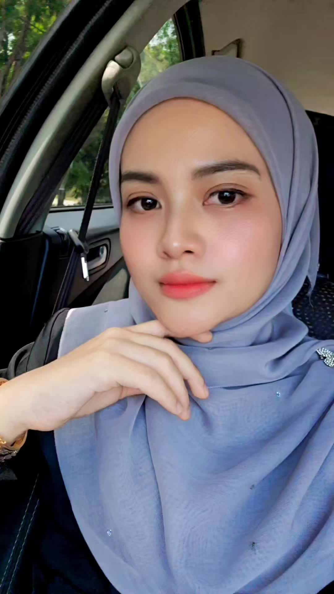 @ꜰ ᴀ ʀ ᴀ ʜ 🖤