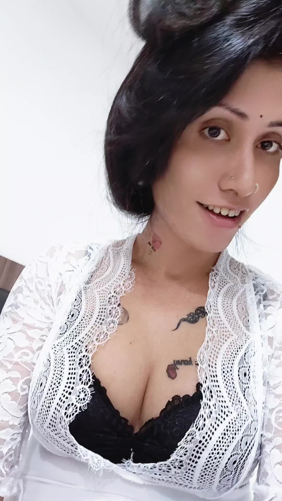 @💋💦Aretha meow😺
