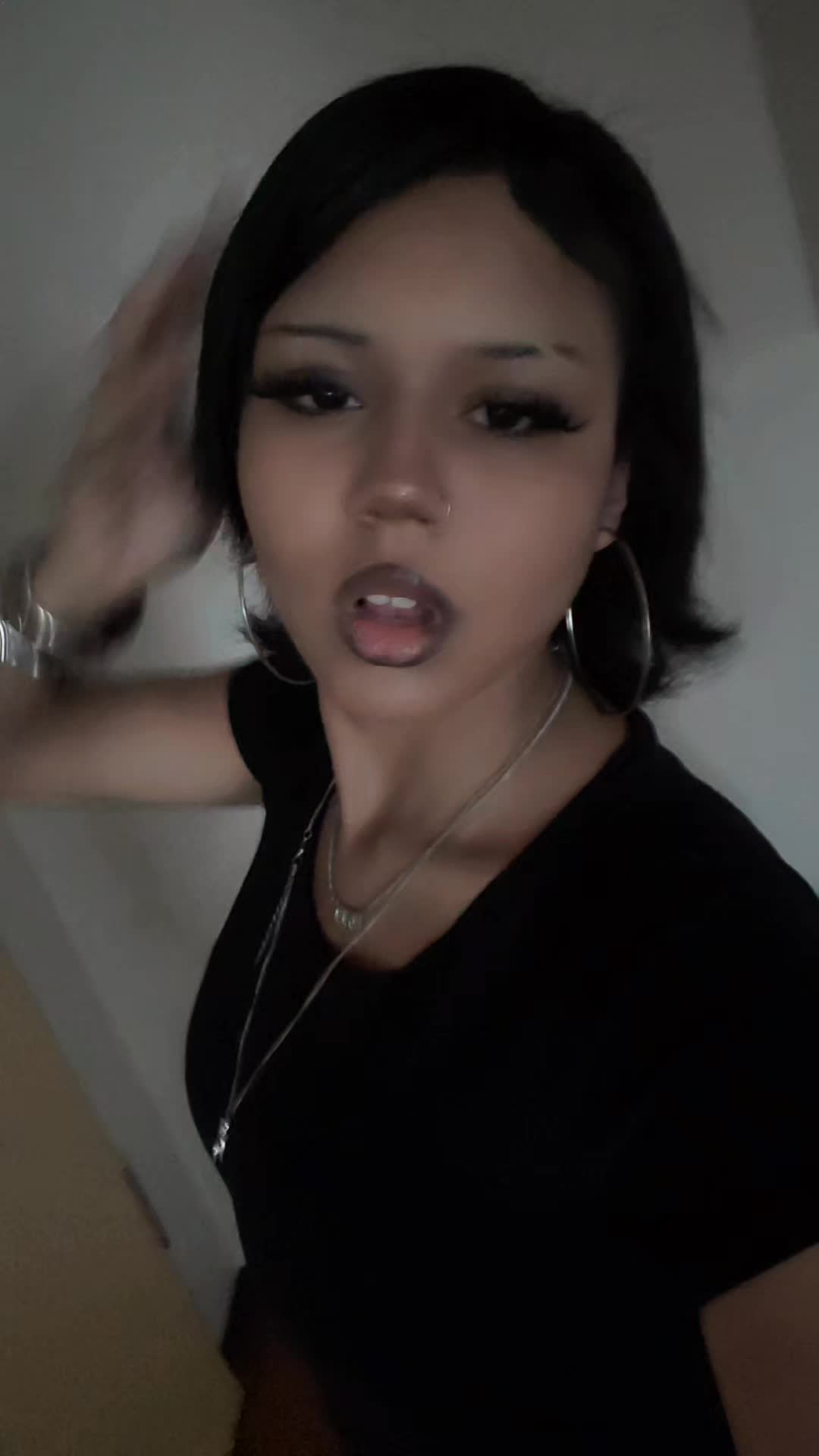 @Rena