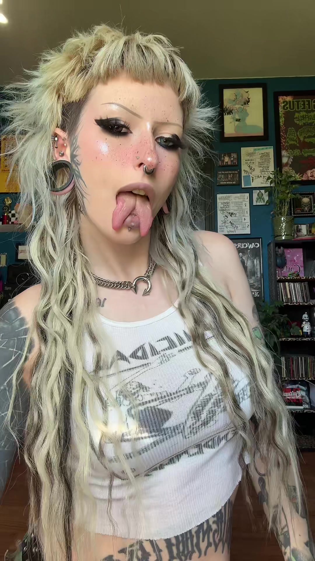 @Lyn Lobotomy
