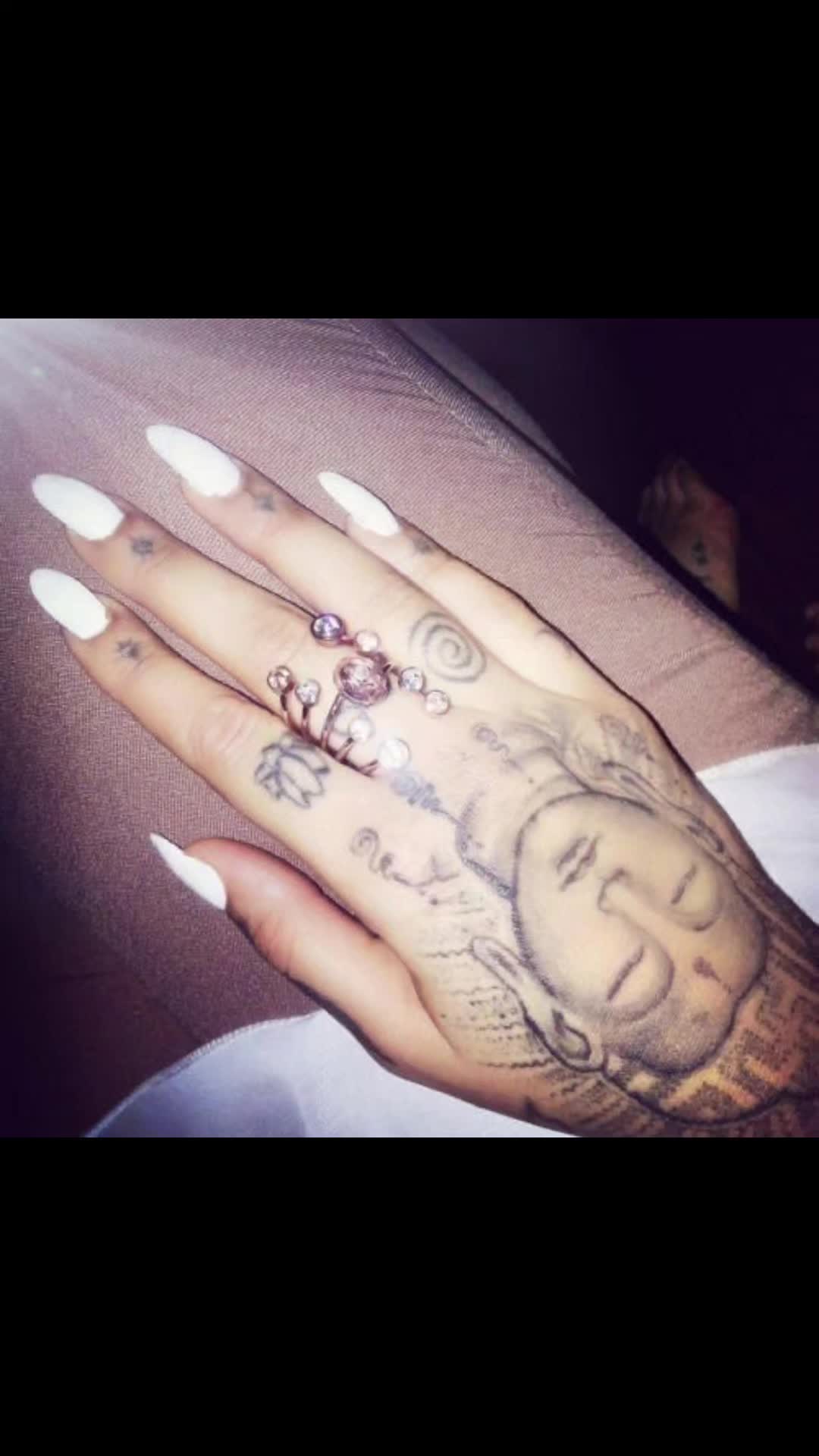 @❀