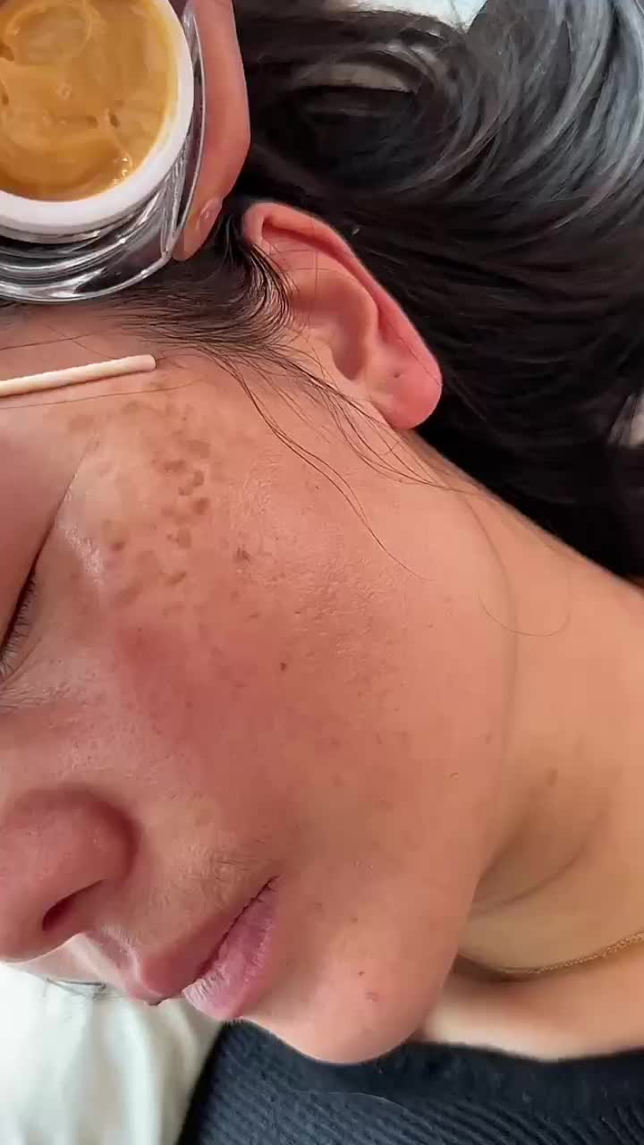 @Skincare Queen👑