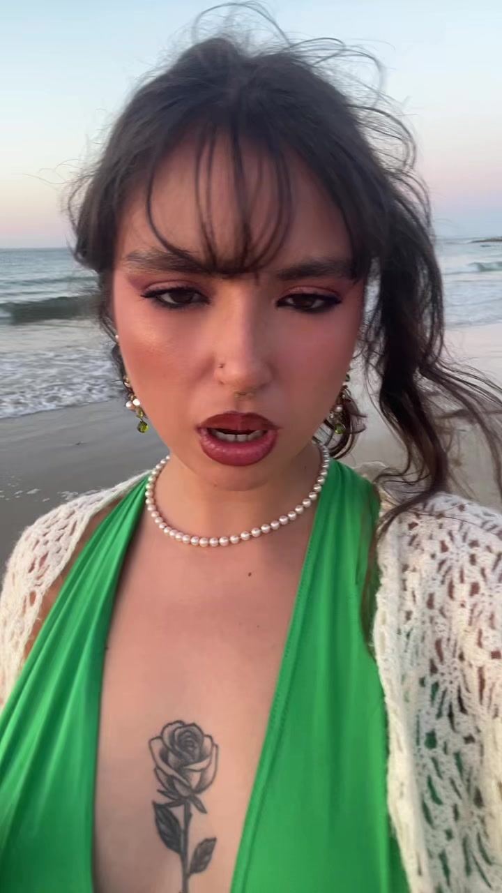 @𝑱𝒂𝒅𝒆🦢