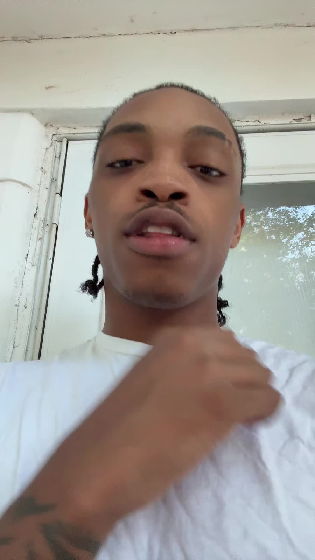@tayK