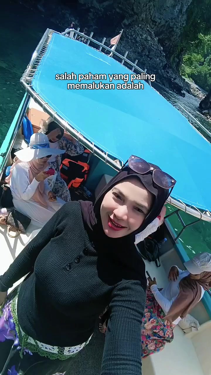 @Dina Oemri