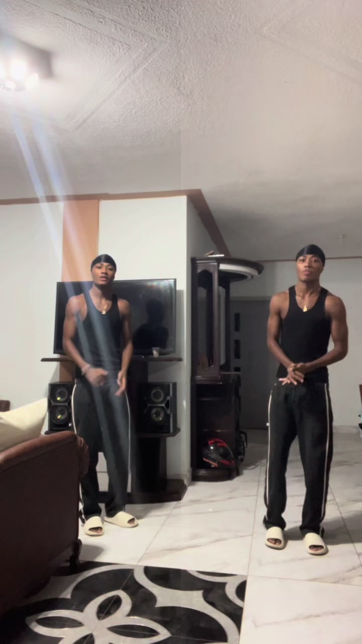 @Jay 🧑🏽🦱