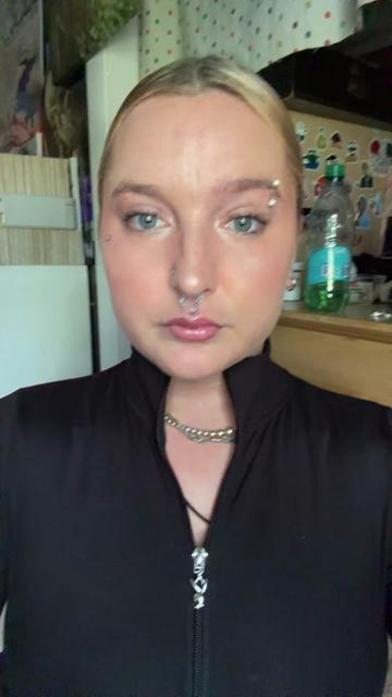 @lizzzzz9530