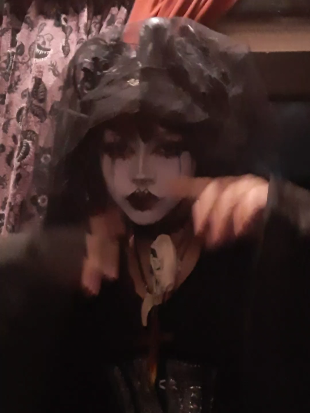 @👽🕷𝕬𝖗𝖎.🦇🕸🍷✝︎♱✟⚰️