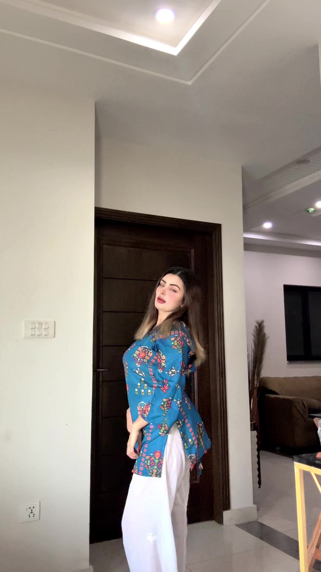 @SaRA ChoHan🇦🇪