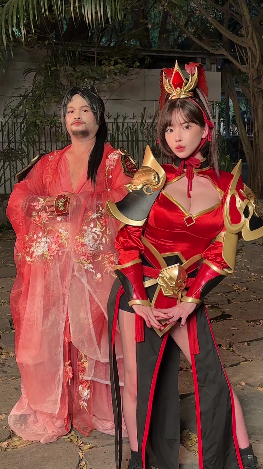 @深田えいみ