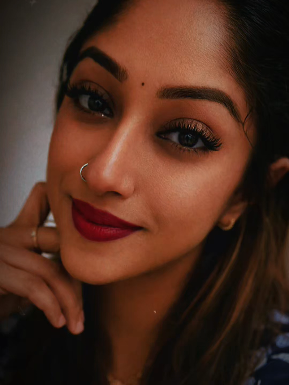 @✨️🦋 ماليني 🦋✨️