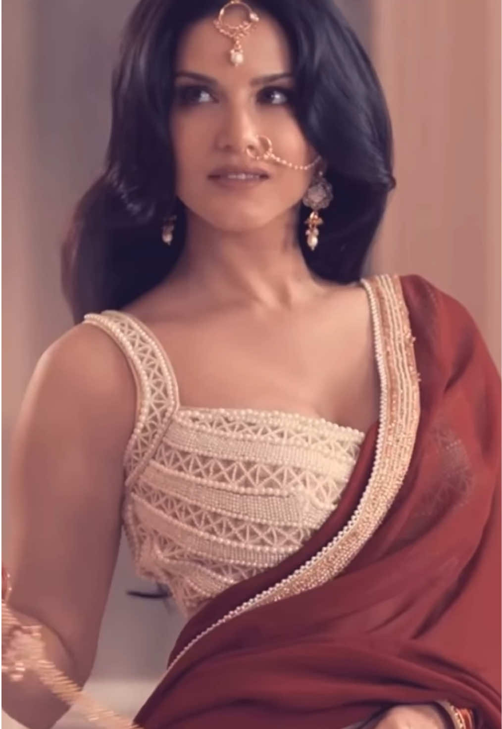 @SunnyLeone