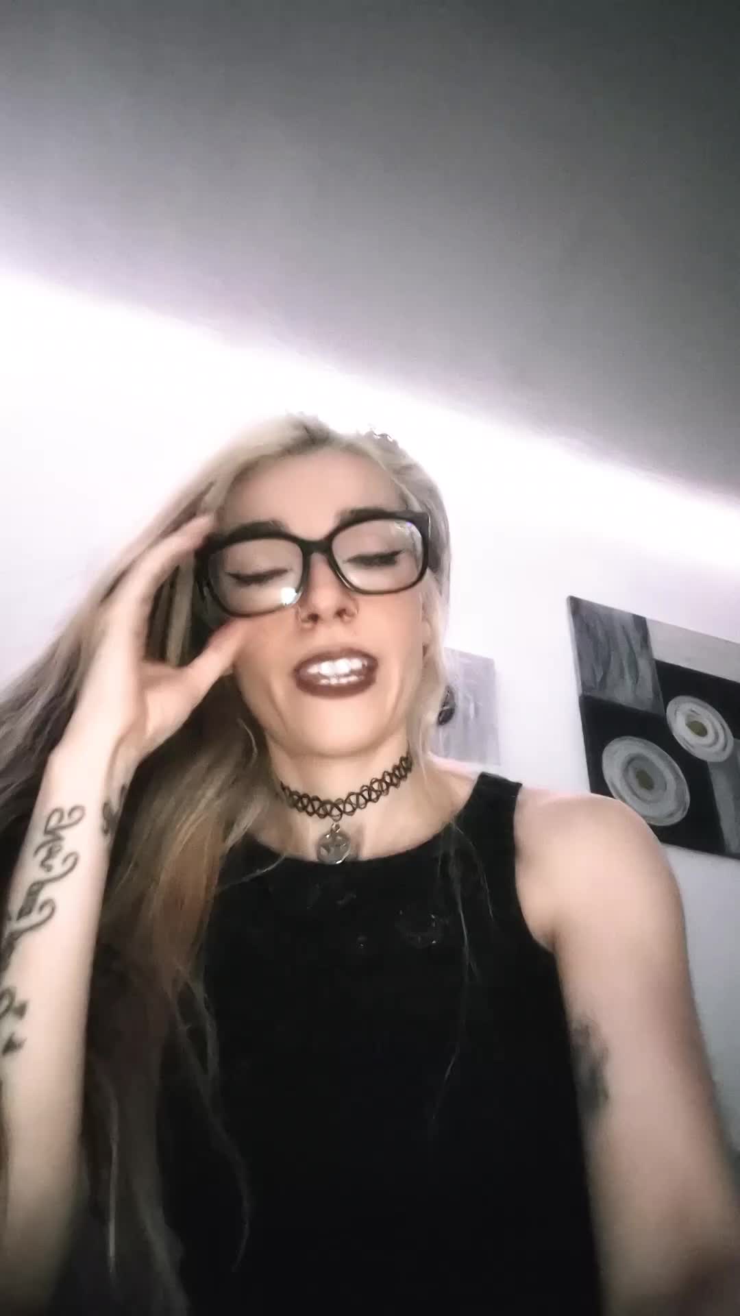 @Malicia 🖤🖤🖤