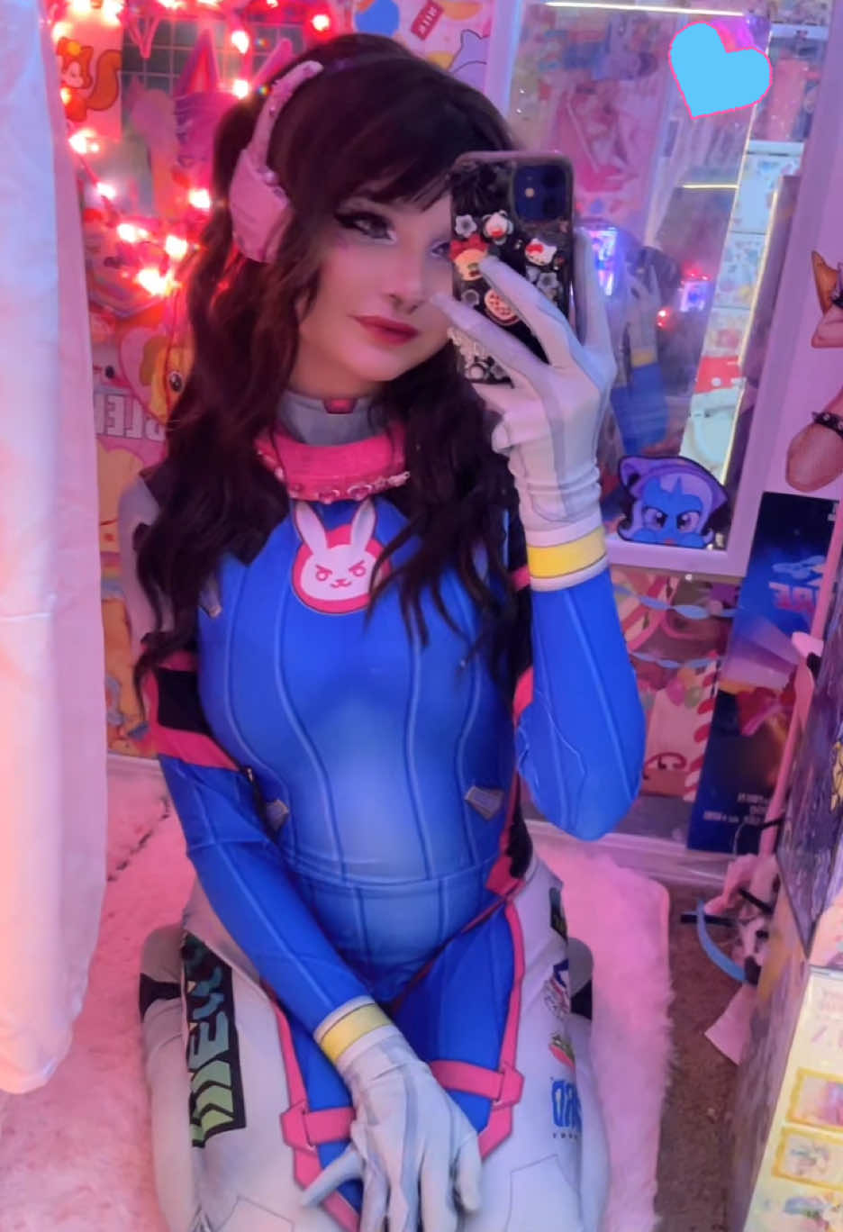 @Ava>:)