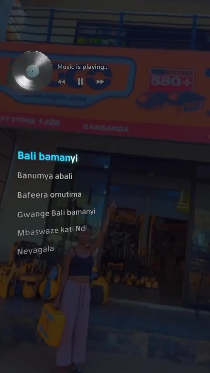 @Komungisha