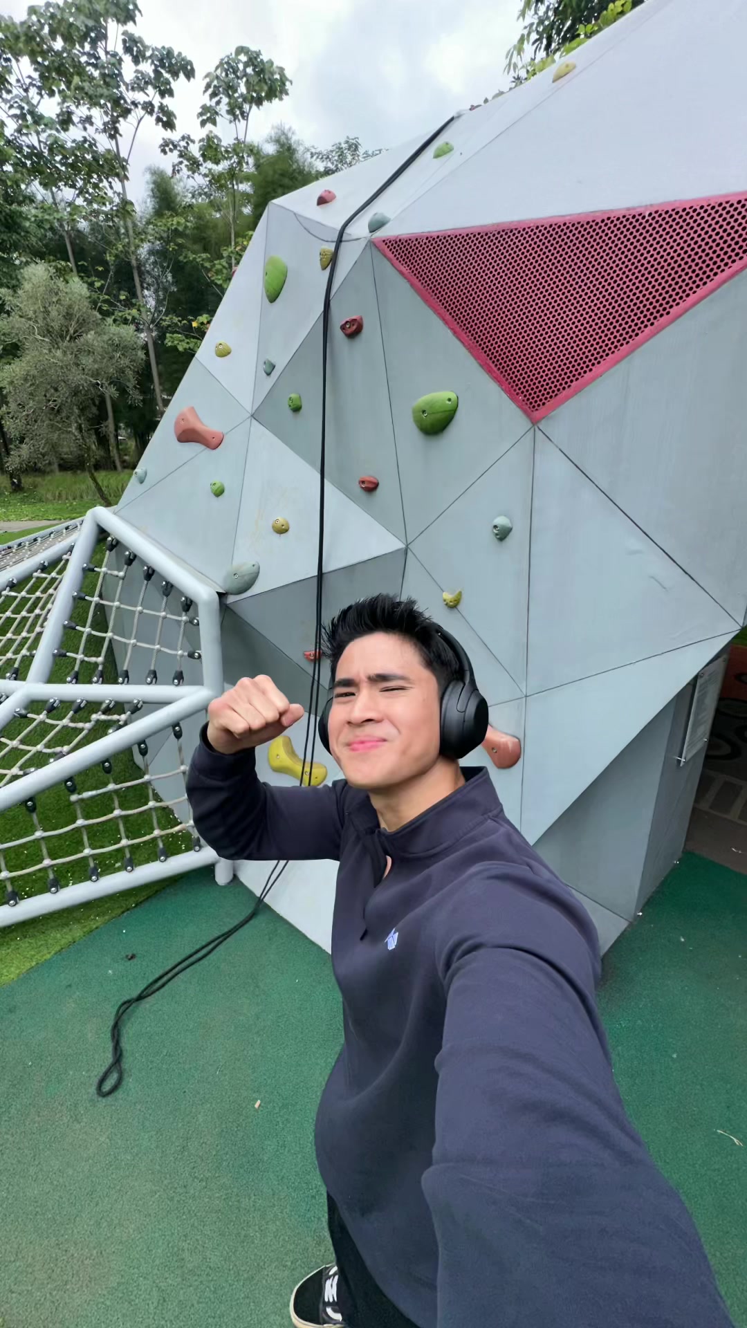 @Yesayabrhm