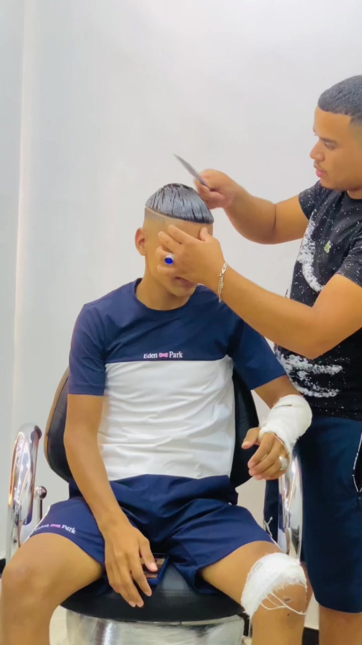 @Sallah coiffeur💈✂️