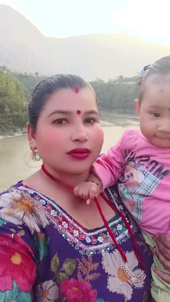 @Reesika Ratna Reesik