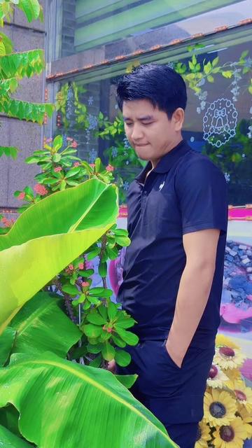 @LU NYO CHAWđ¤´đťáĄááŹááŹá¸đ¤´đť